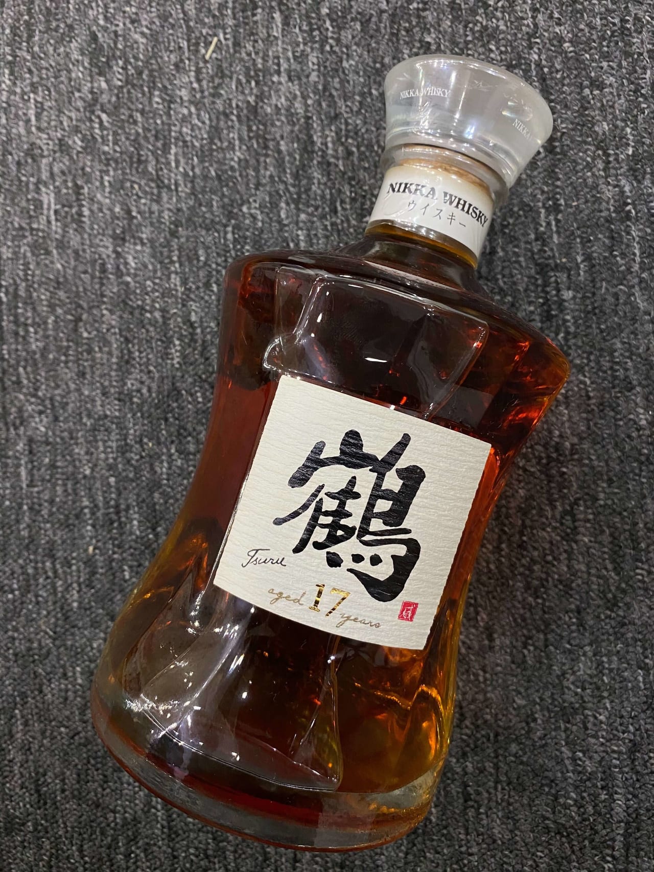 ニッカウヰスキー鶴 700ml 余市蒸溜所限定 - 酒